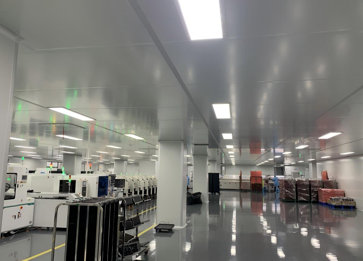 Class 10,000 Clean Workshop for Electronics